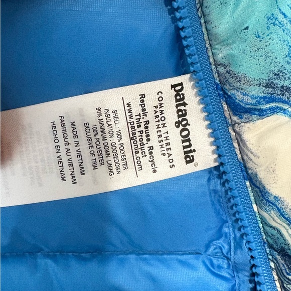 Patagonia Lightweight Down Puffer Vest Rare Wave Print Size Small - Picture 4 of 11